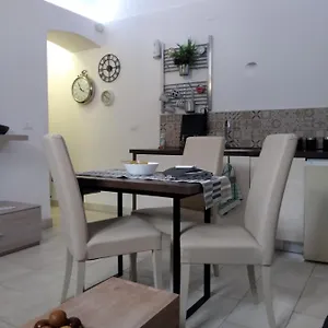 Casa Toni , Rome Italy